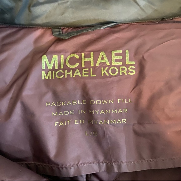 MICHAEL KORS Packable Down Fill Jacket - Picture 3 of 3